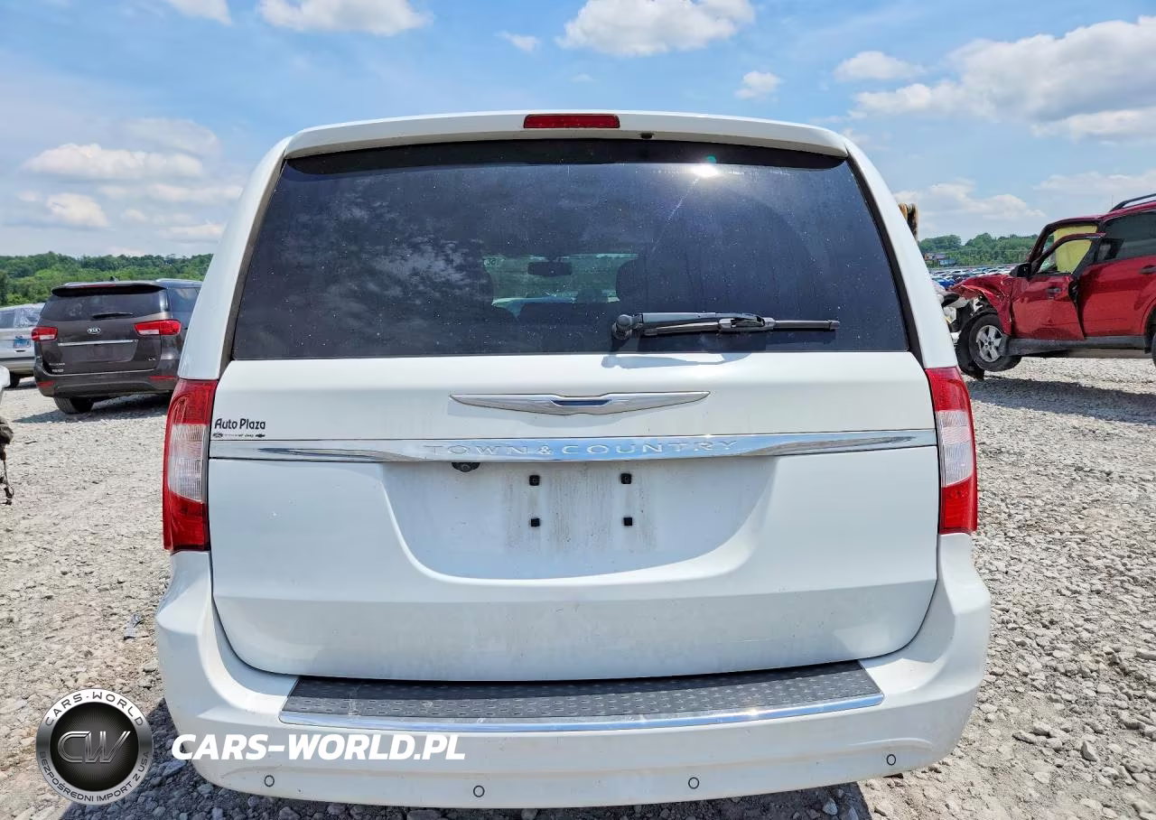 2016 Chrysler Town & Country Touring L VIN:2C4RC1CG3GR221945 - 6