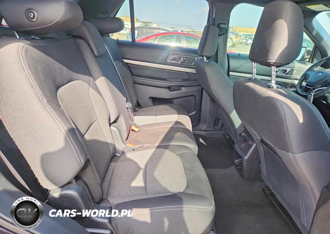 2019 Ford Explorer Xlt VIN:1FM5K7D88KGB37802 - 10