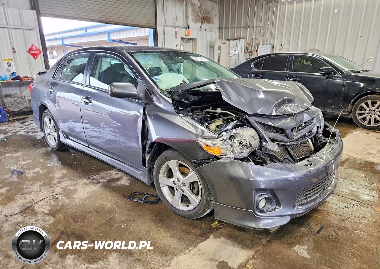 2013 Toyota Corolla S VIN:2T1BU4EE8DC960980 - 4