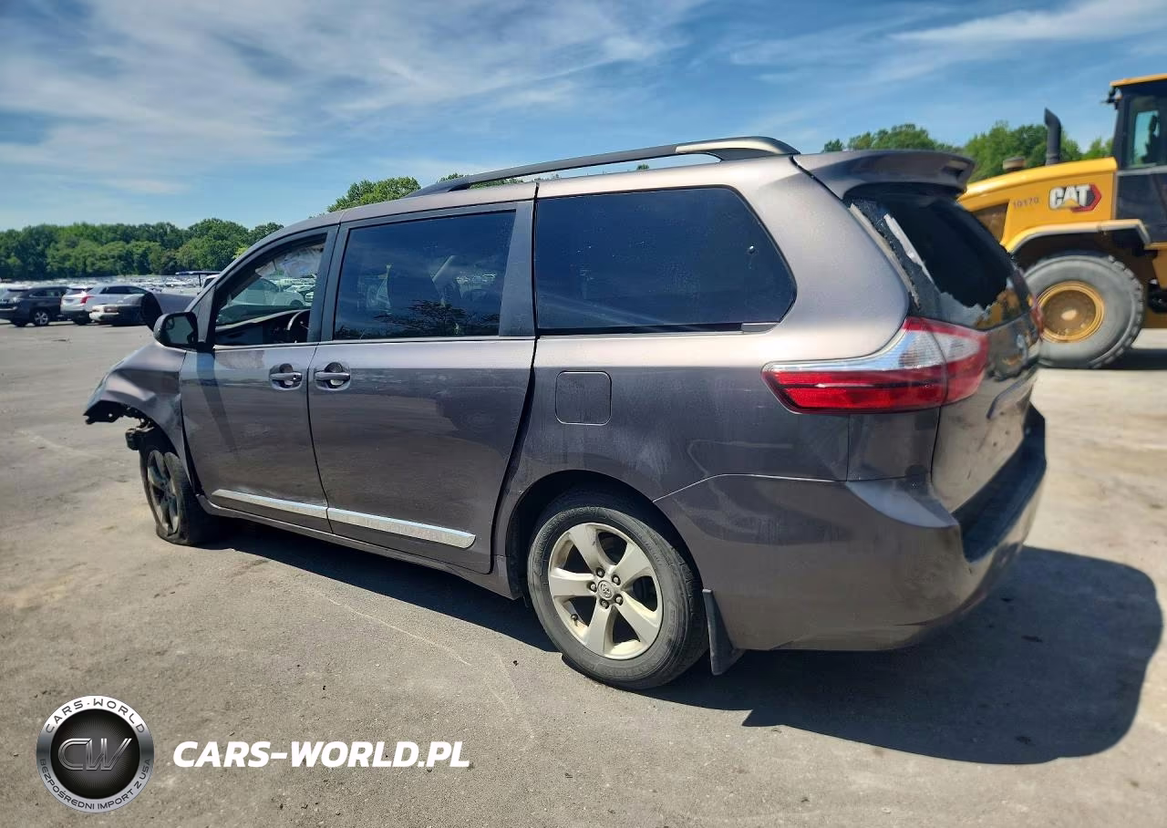 2017 Toyota Sienna Le VIN:5TDKZ3DC9HS807551 - 2