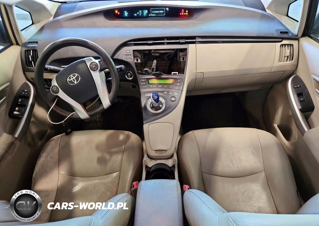 2011 Toyota Prius Two VIN:JTDKN3DU9B0295742 - 8