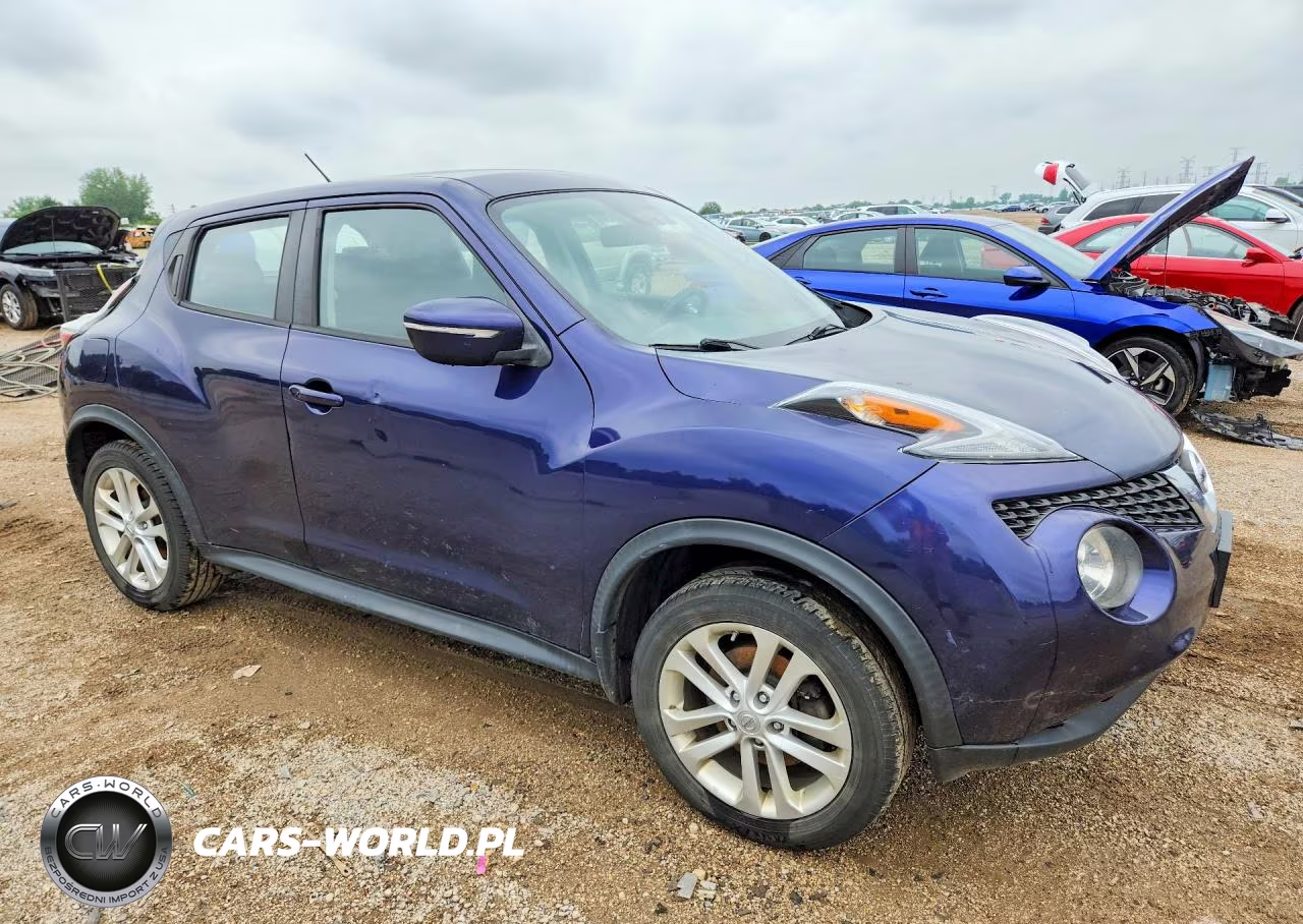 2015 Nissan Juke S VIN:JN8AF5MR9FT501490 - 4