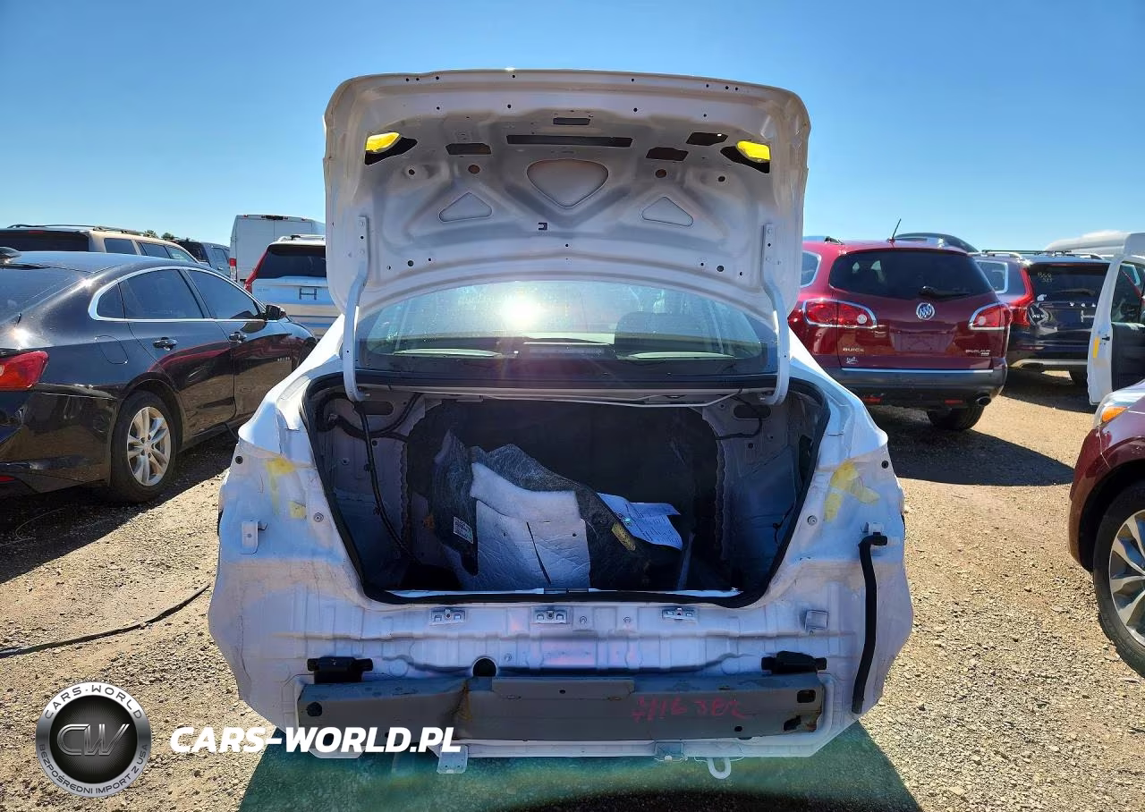 2019 Nissan Sentra S VIN:3N1AB7AP6KY266315 - 6