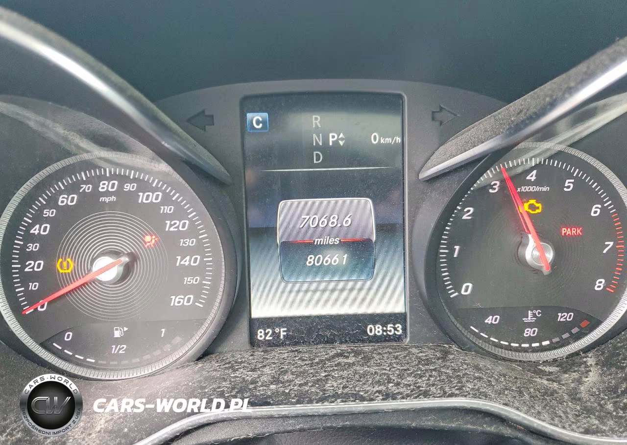 2017 Mercedes-Benz C 300 VIN:55SWF4JB0HU210206 - 9