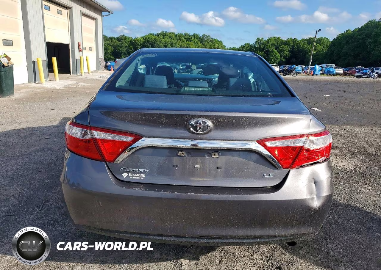 2016 Toyota Camry Le VIN:4T1BF1FK2GU173863 - 6
