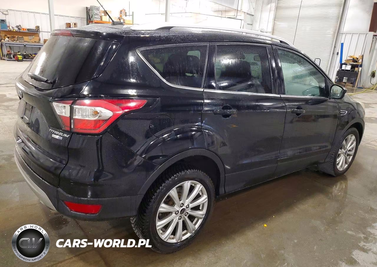 2017 Ford Escape Titanium VIN:1FMCU9JD9HUE00131 - 3