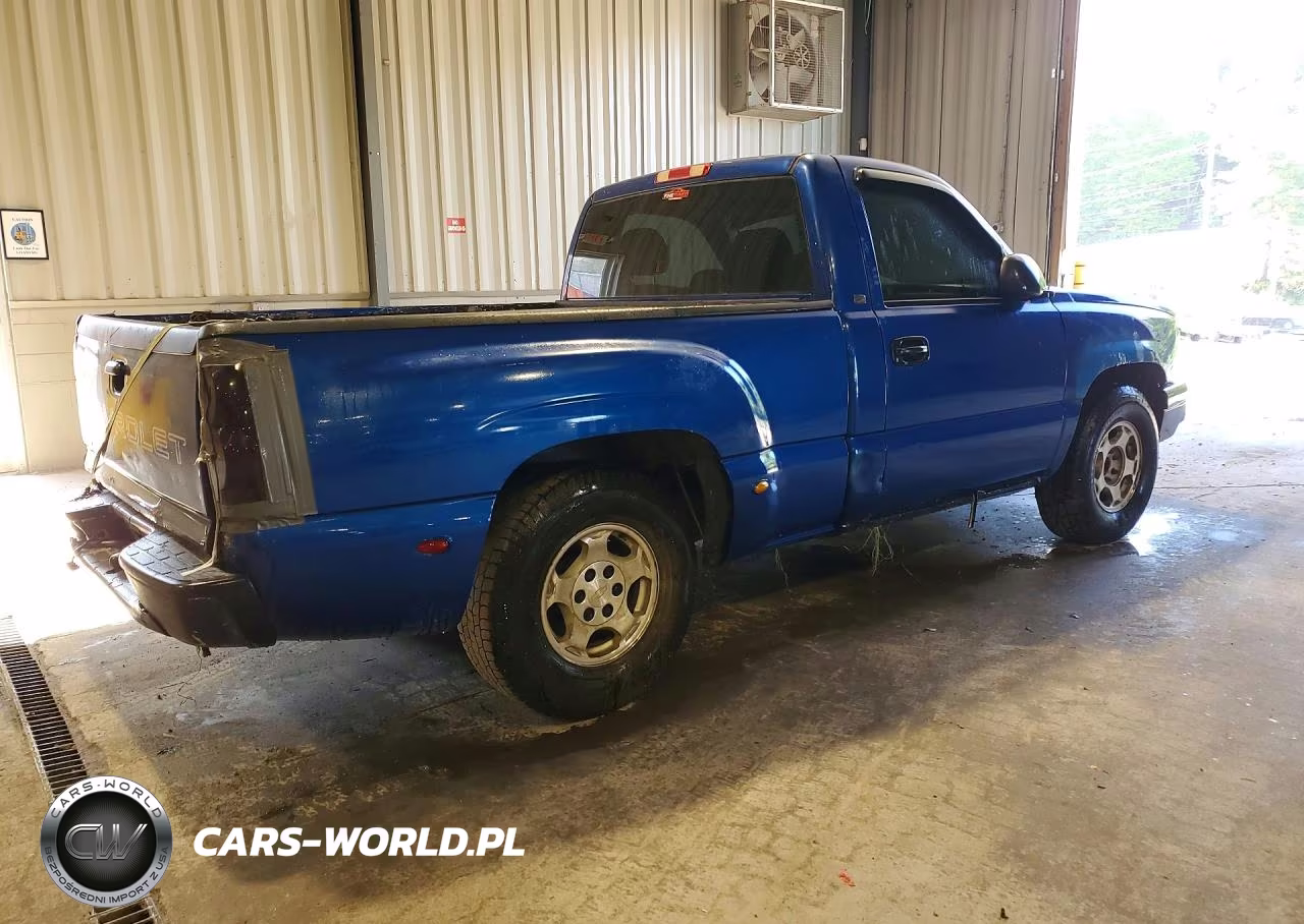 2004 Chevrolet Silverado C1500 VIN:1GCEC14X94Z117779 - 3