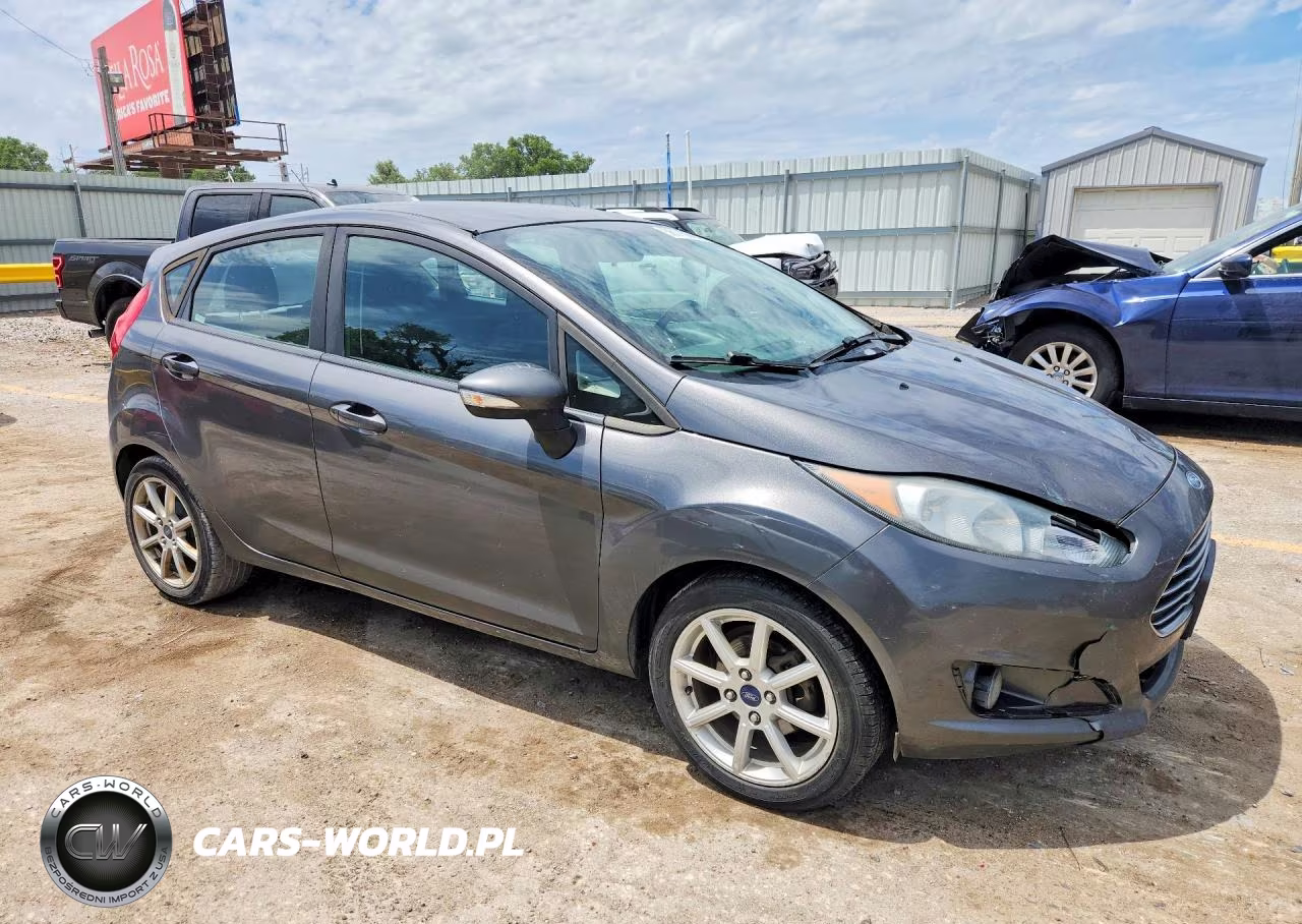 2015 Ford Fiesta Se VIN:3FADP4EJ1FM200984 - 4