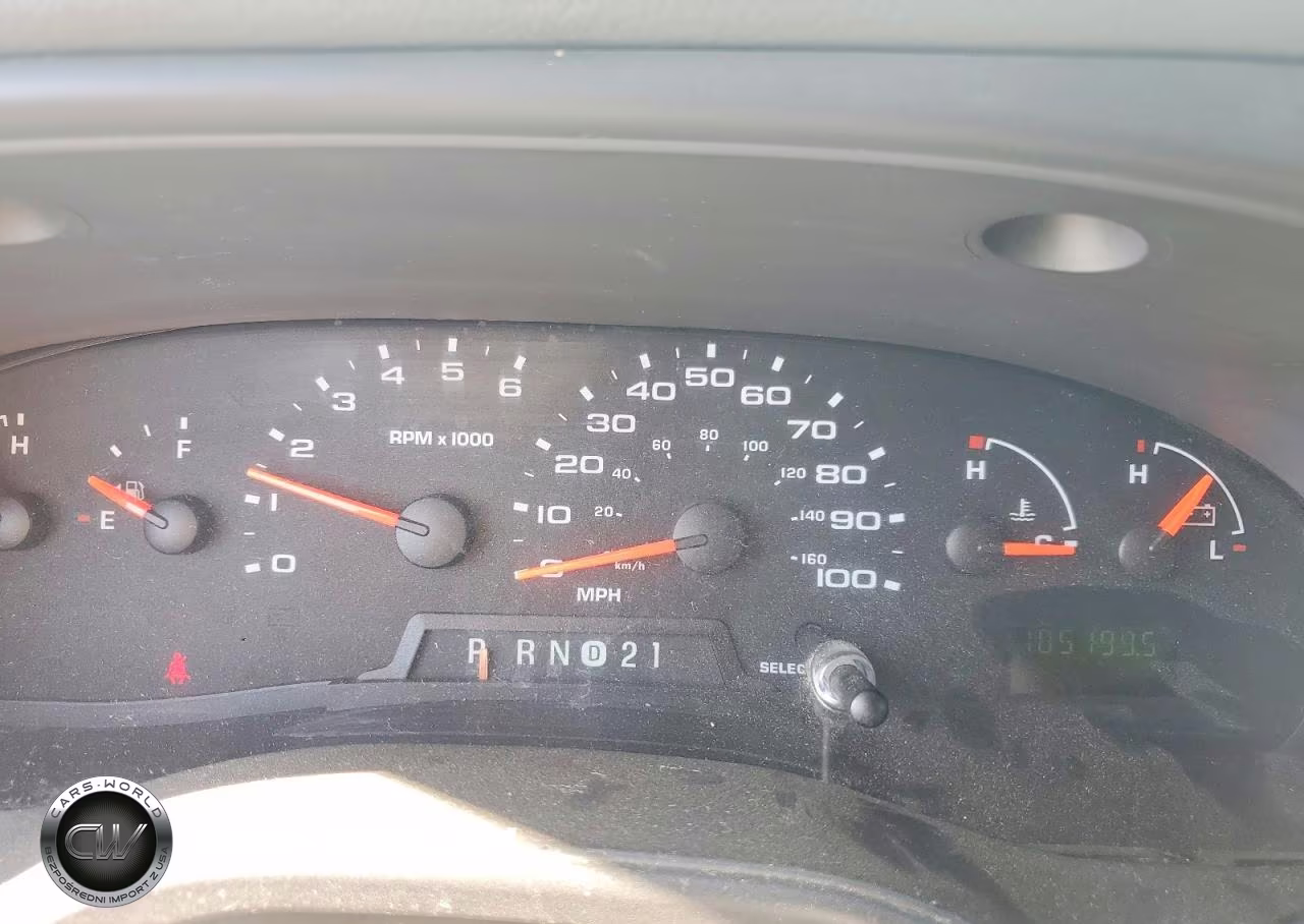2004 Ford Econoline E250 Van VIN:1FTNE24L94HA42441 - 9