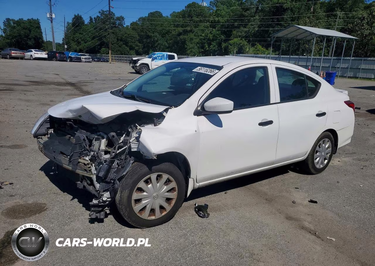2017 Nissan Versa 1.6 S Plus – zdjęcie 1 z 12