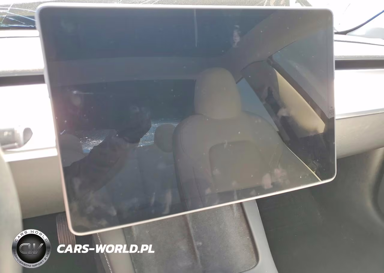 2022 Tesla Model 3 VIN:5YJ3E1EA6NF330031 - 9