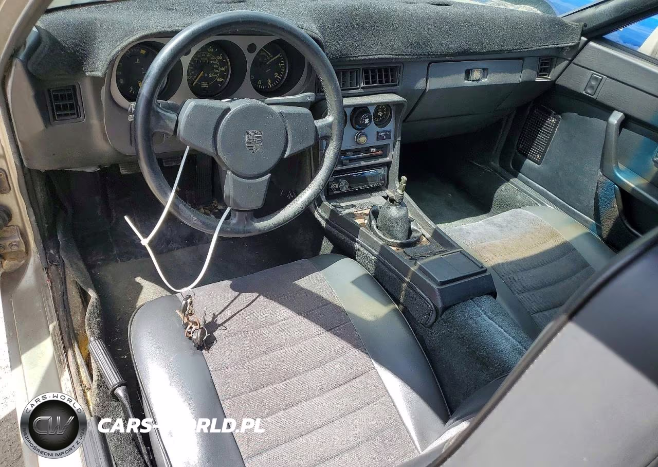 1984 Porsche 944 VIN:WP0AA0944EN453698 - 8