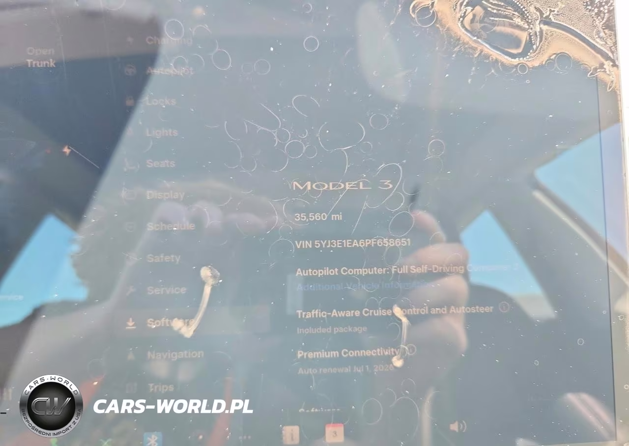2023 Tesla Model 3 VIN:5YJ3E1EA6PF658651 - 9