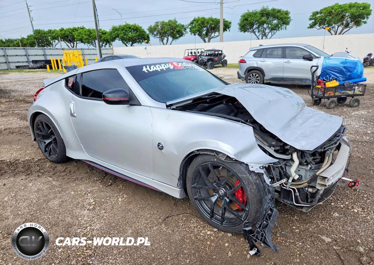 2016 Nissan 370Z Nismo Tech VIN:JN1AZ4EH9GM932624 - 4