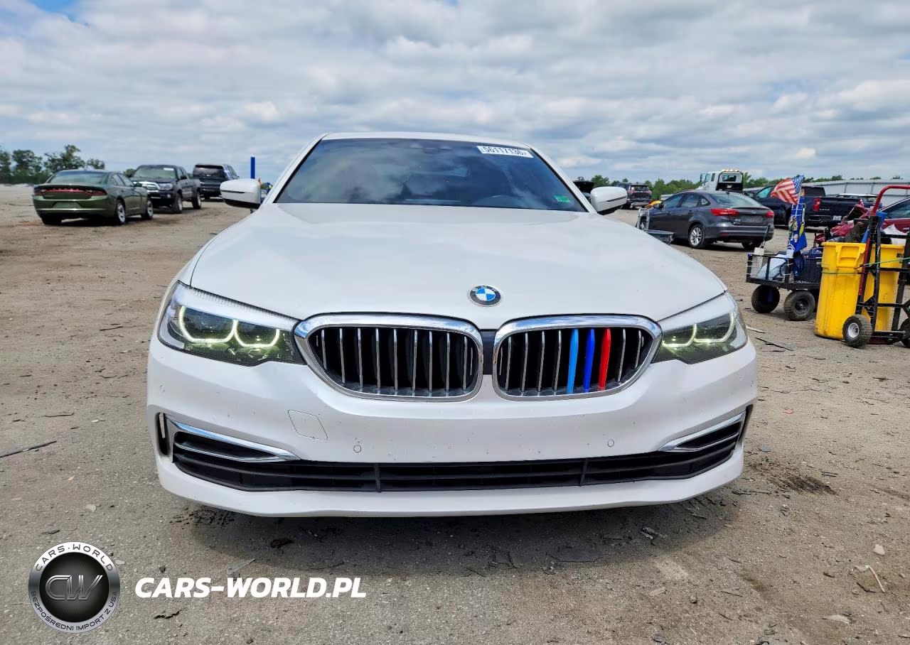 2019 BMW 530 I VIN:WBAJA5C53KWW22224 - 5