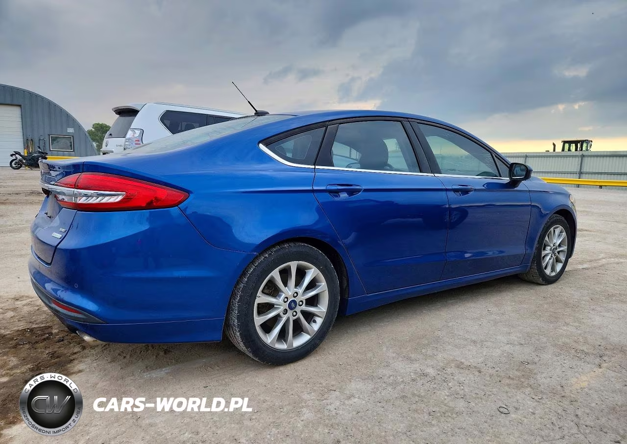 2017 Ford Fusion Se VIN:3FA6P0HD6HR252396 - 3