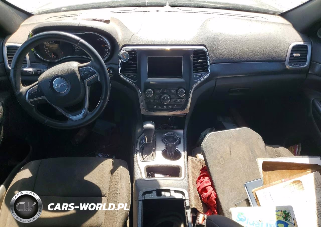 2018 Jeep Grand Cherokee Laredo VIN:1C4RJEAG9JC380422 - 8