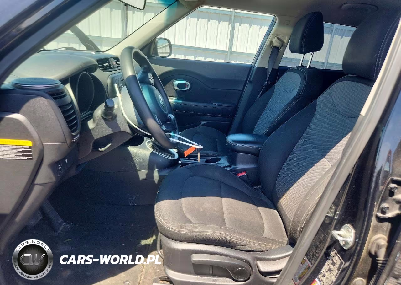 2017 Kia Soul + VIN:KNDJP3A56H7474453 - 7