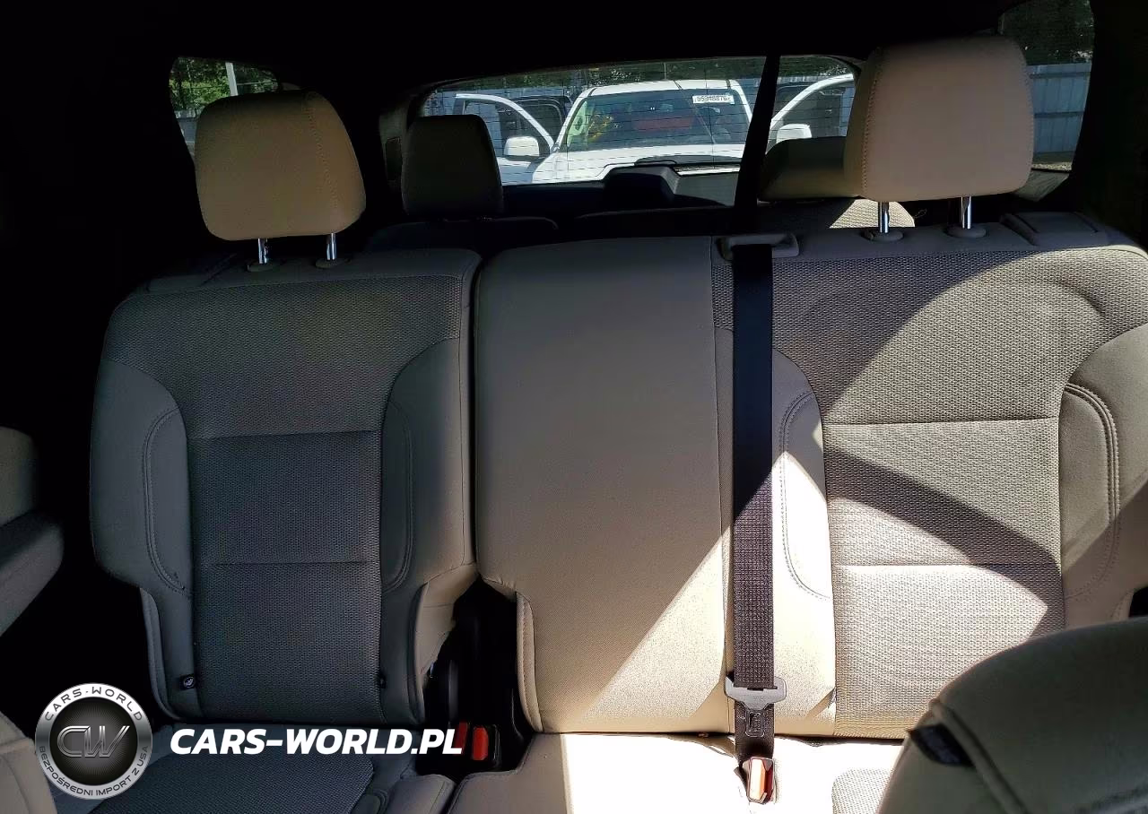2023 Chevrolet Traverse Ls VIN:1GNERFKWXPJ330062 - 10
