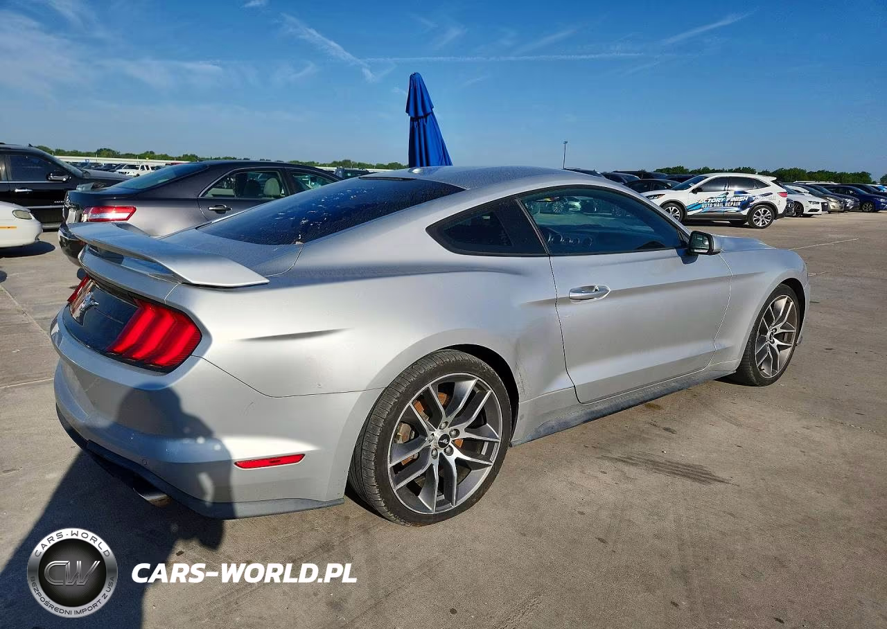 2018 Ford Mustang VIN:1FA6P8TH5J5135152 - 3