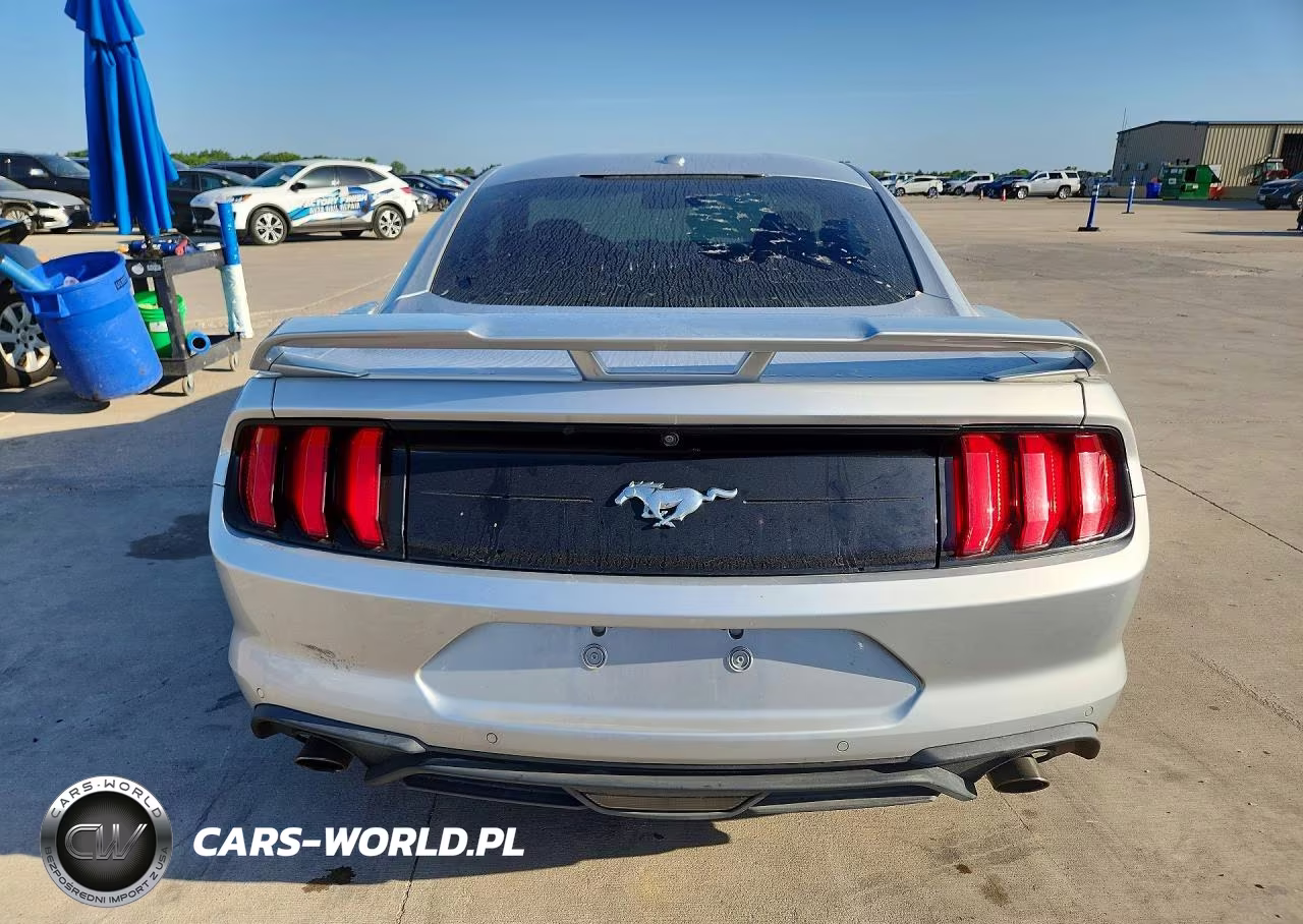 2018 Ford Mustang VIN:1FA6P8TH5J5135152 - 6