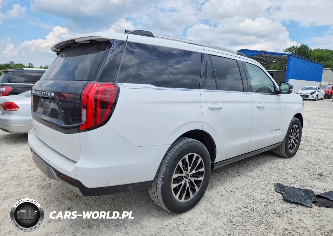 2025 Ford Expedition Platinum VIN:1FMJU1M82SEA60510 - 3