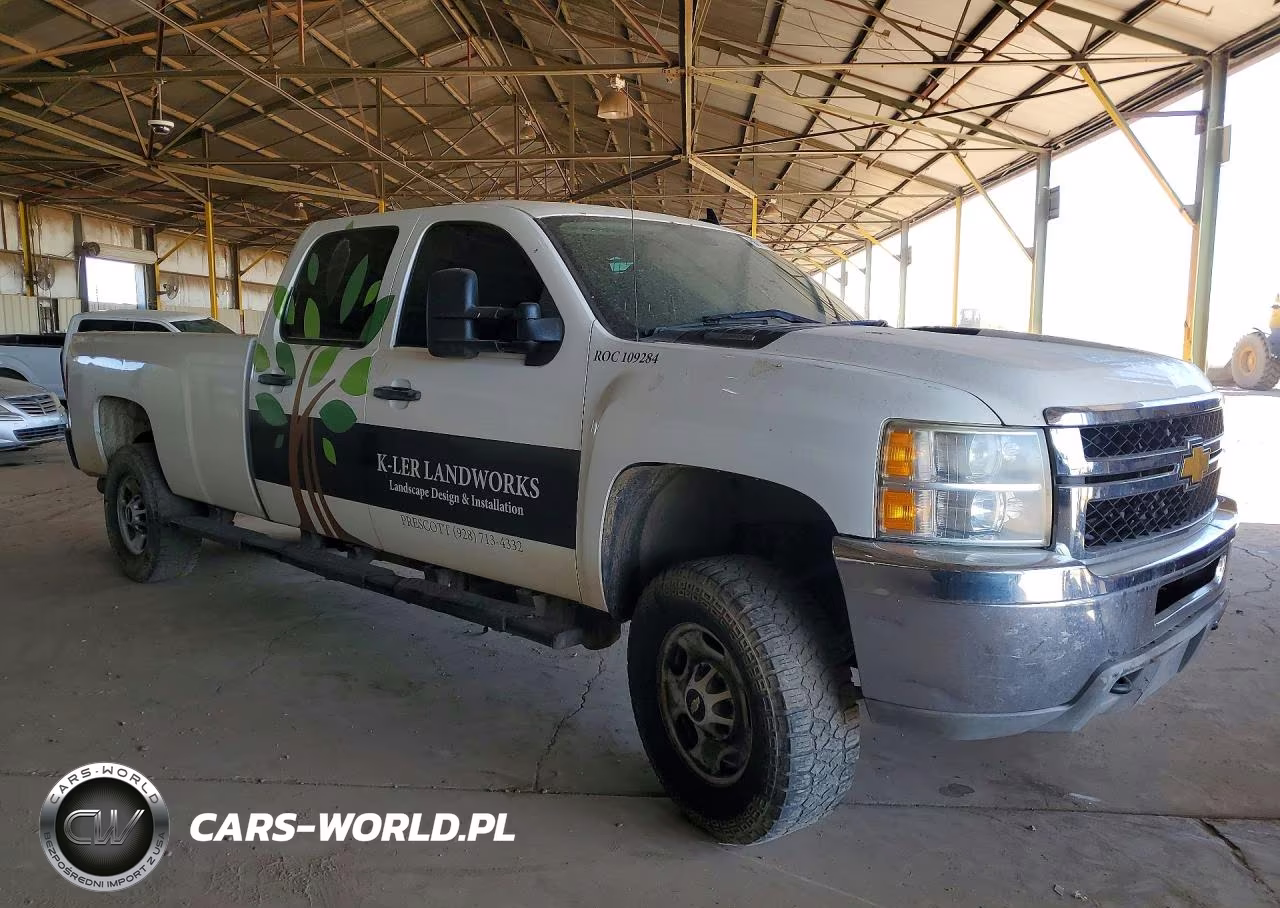 2014 Chevrolet Silverado K2500 Heavy Duty VIN:1GC1KVC81EF115160 - 4