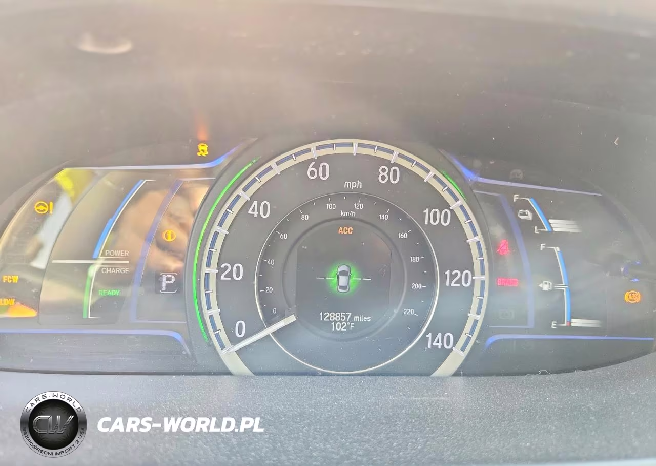 2015 Honda Accord Touring Hybrid VIN:1HGCR6F73FA014392 - 9