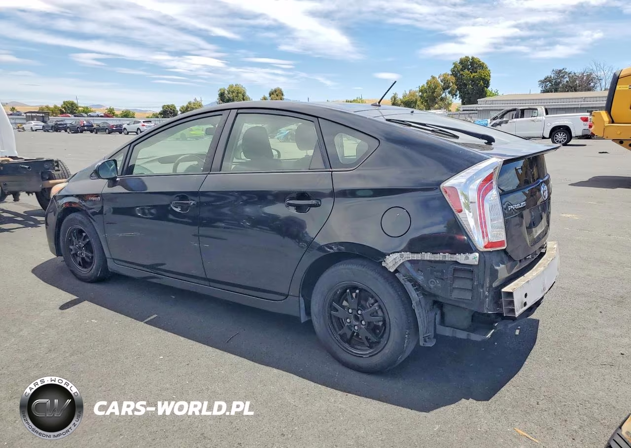 2014 Toyota Prius Two VIN:JTDKN3DU5E0383434 - 2
