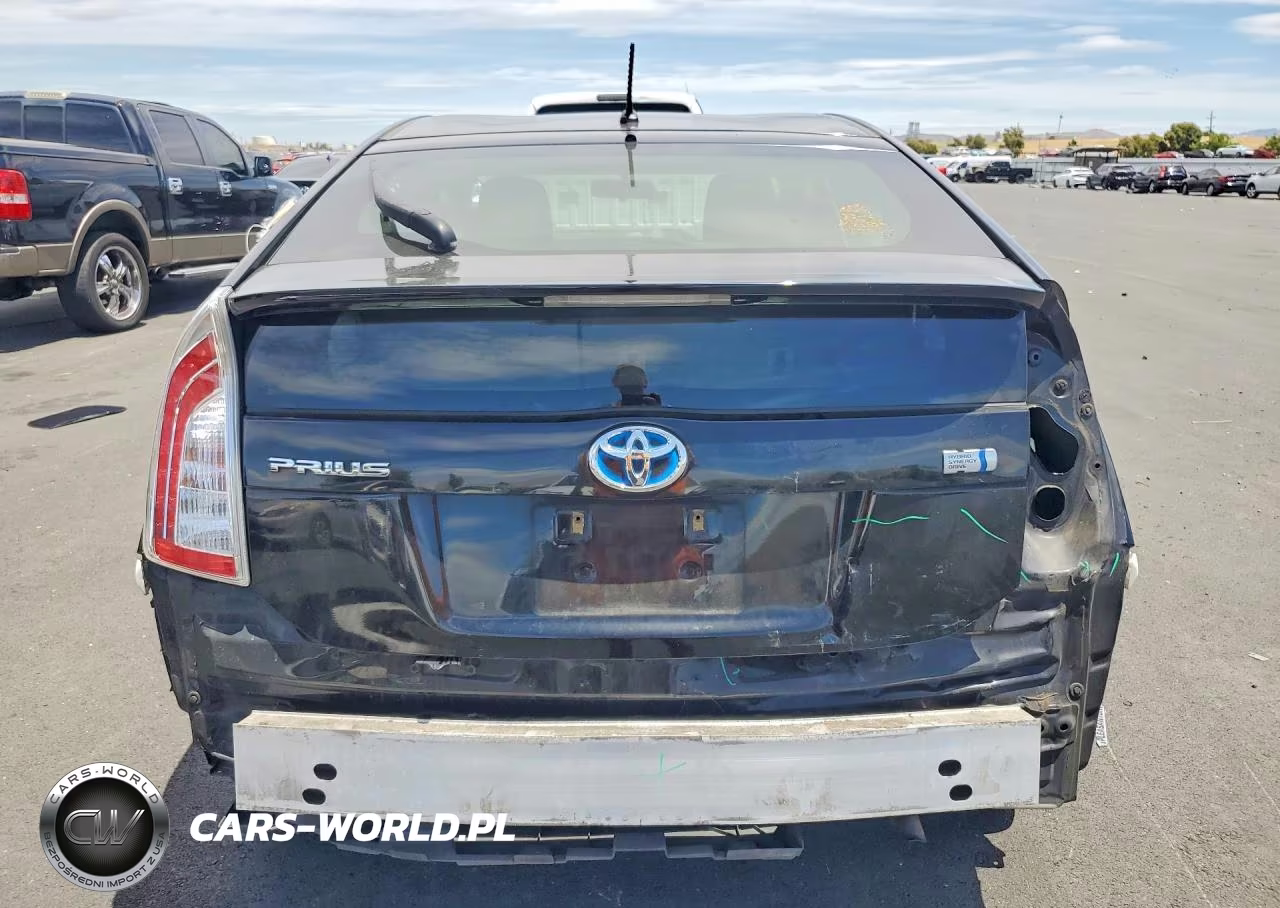 2014 Toyota Prius Two VIN:JTDKN3DU5E0383434 - 6