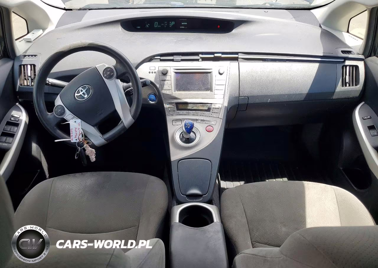 2014 Toyota Prius Two VIN:JTDKN3DU5E0383434 - 8