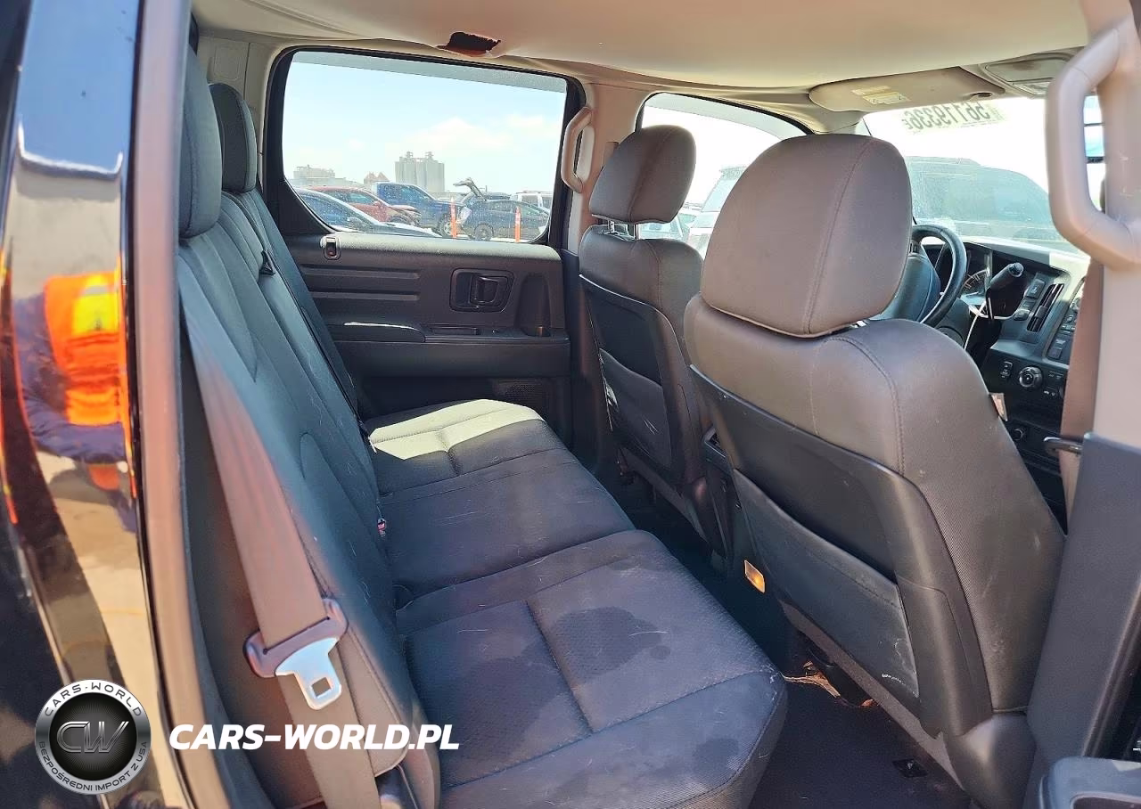 2013 Honda Ridgeline Sport VIN:5FPYK1F74DB015364 - 10