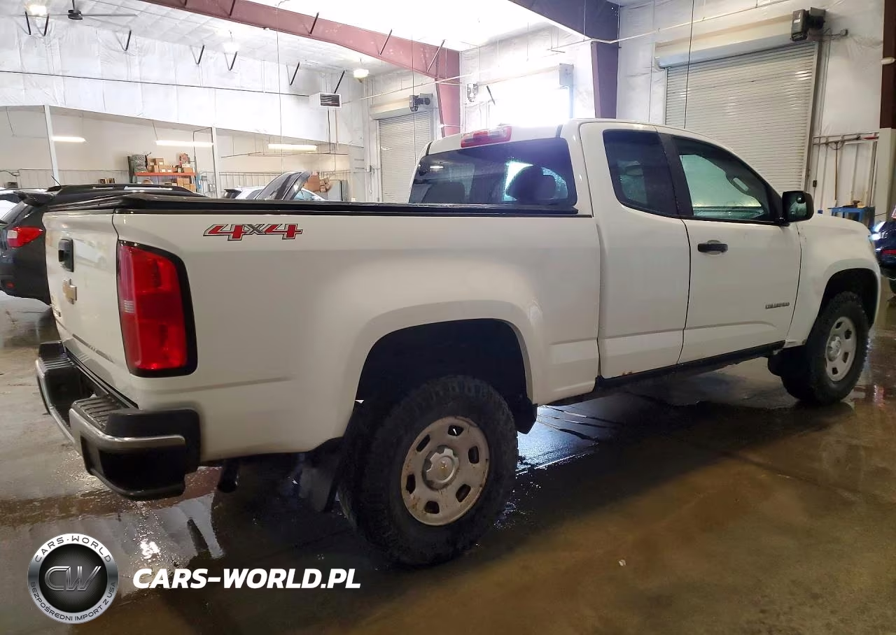 2015 Chevrolet Colorado VIN:1GCHTAEA7F1193901 - 3