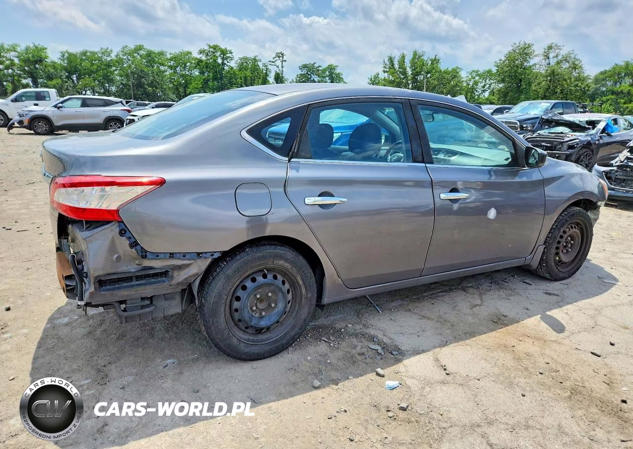 2015 Nissan Sentra S VIN:3N1AB7AP3FY295387 - 3