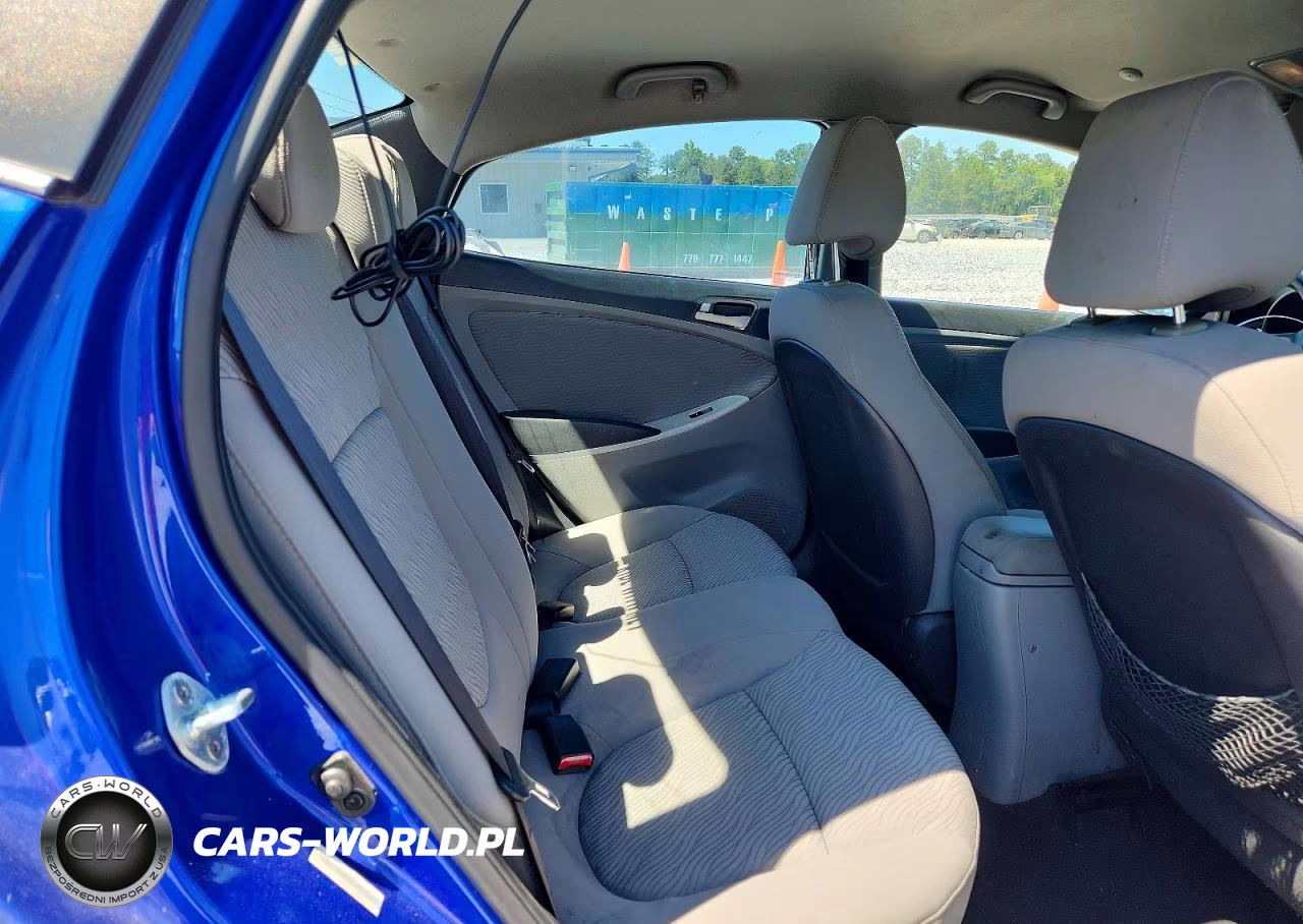 2013 Hyundai Accent Gls VIN:KMHCU4AE0DU313255 - 10