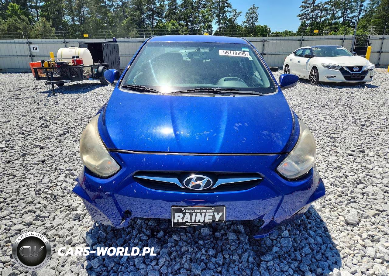 2013 Hyundai Accent Gls VIN:KMHCU4AE0DU313255 - 5