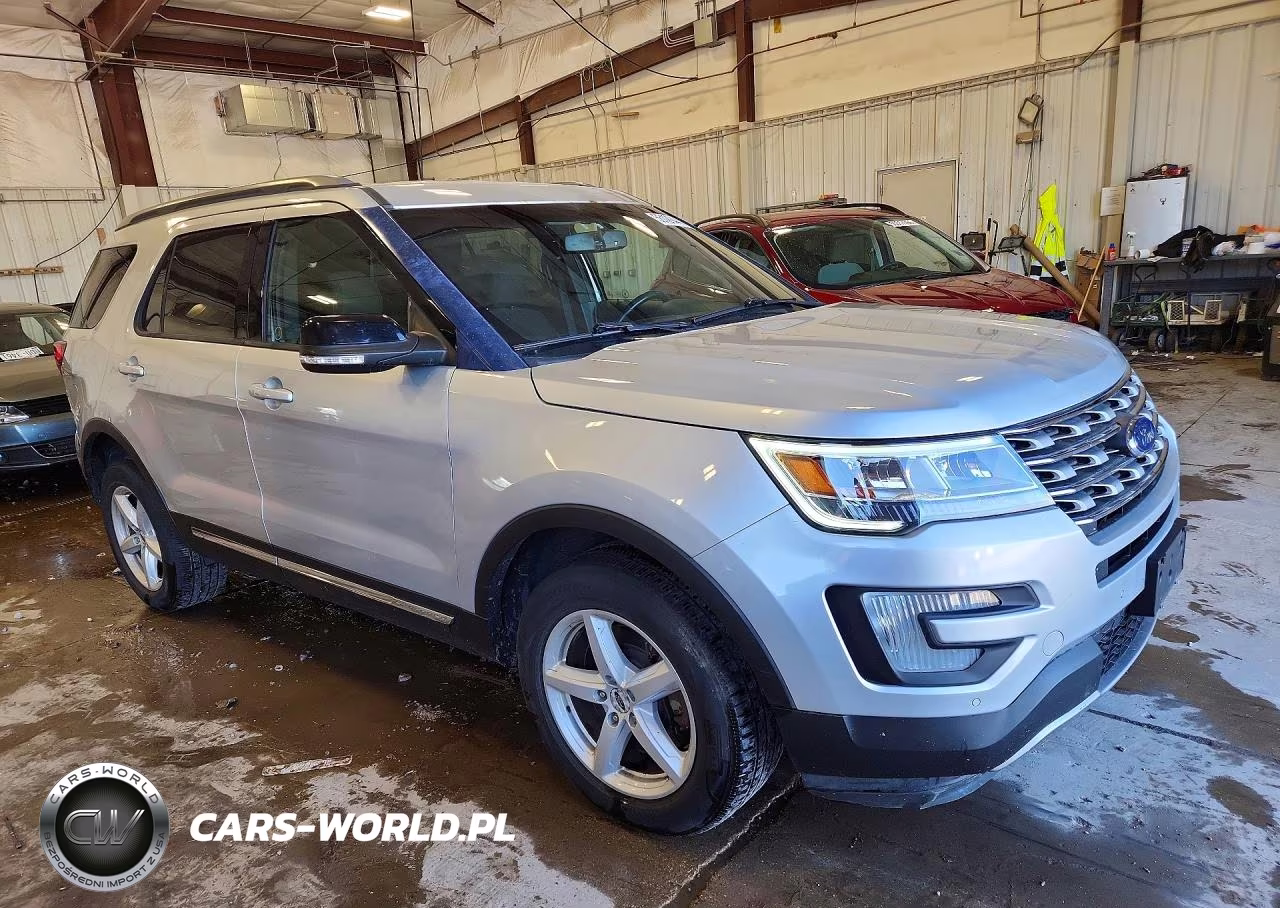 2016 Ford Explorer Xlt VIN:1FM5K8D85GGD07000 - 4