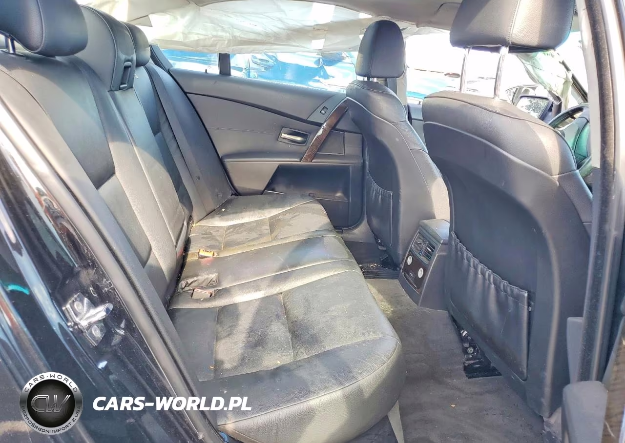 2007 BMW 530 Xi VIN:WBANF73557CY17569 - 10