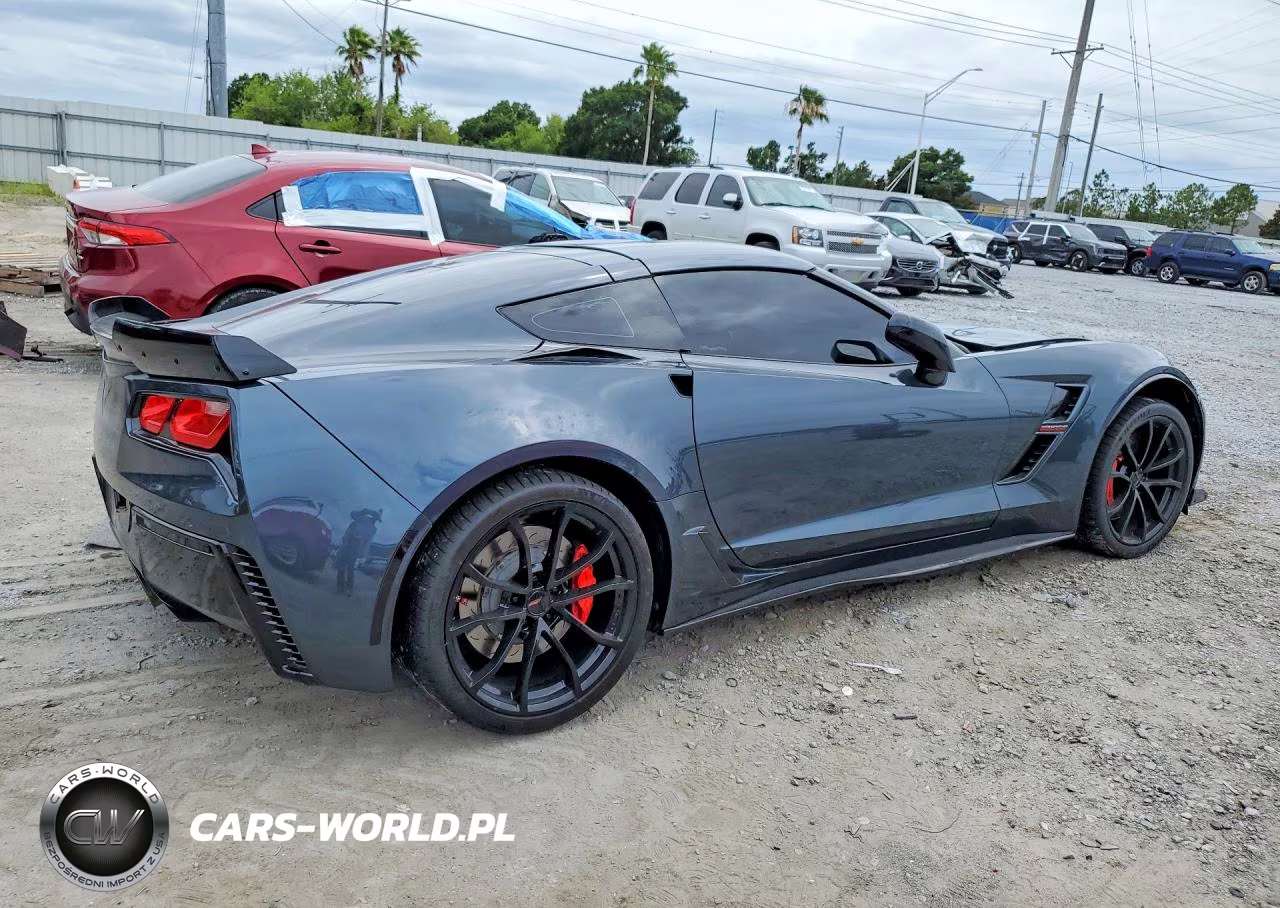 2019 Chevrolet Corvette Grand Sport 1Lt VIN:1G1YW2D7XK5112498 - 3