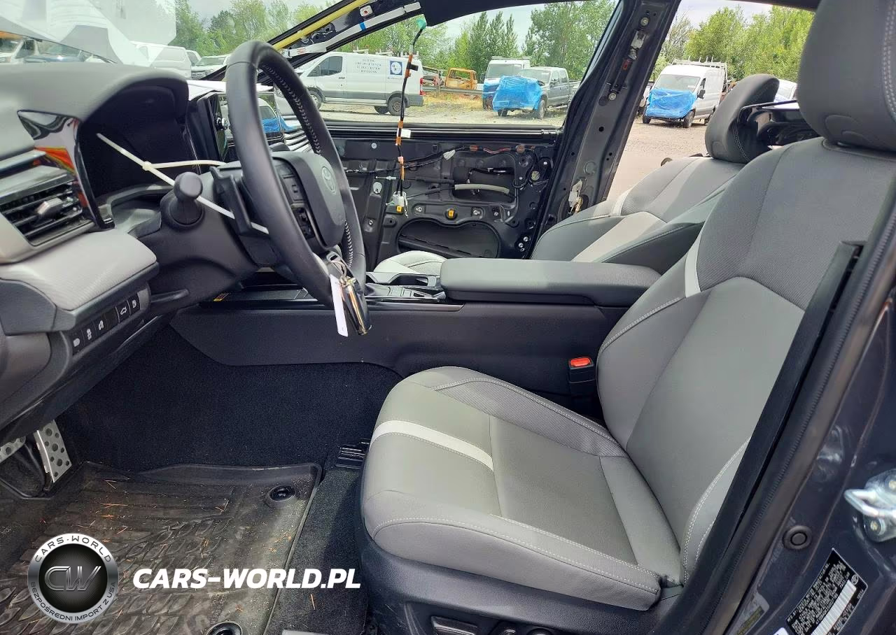 2025 Toyota Camry Se VIN:4T1DBADK2SU027186 - 7