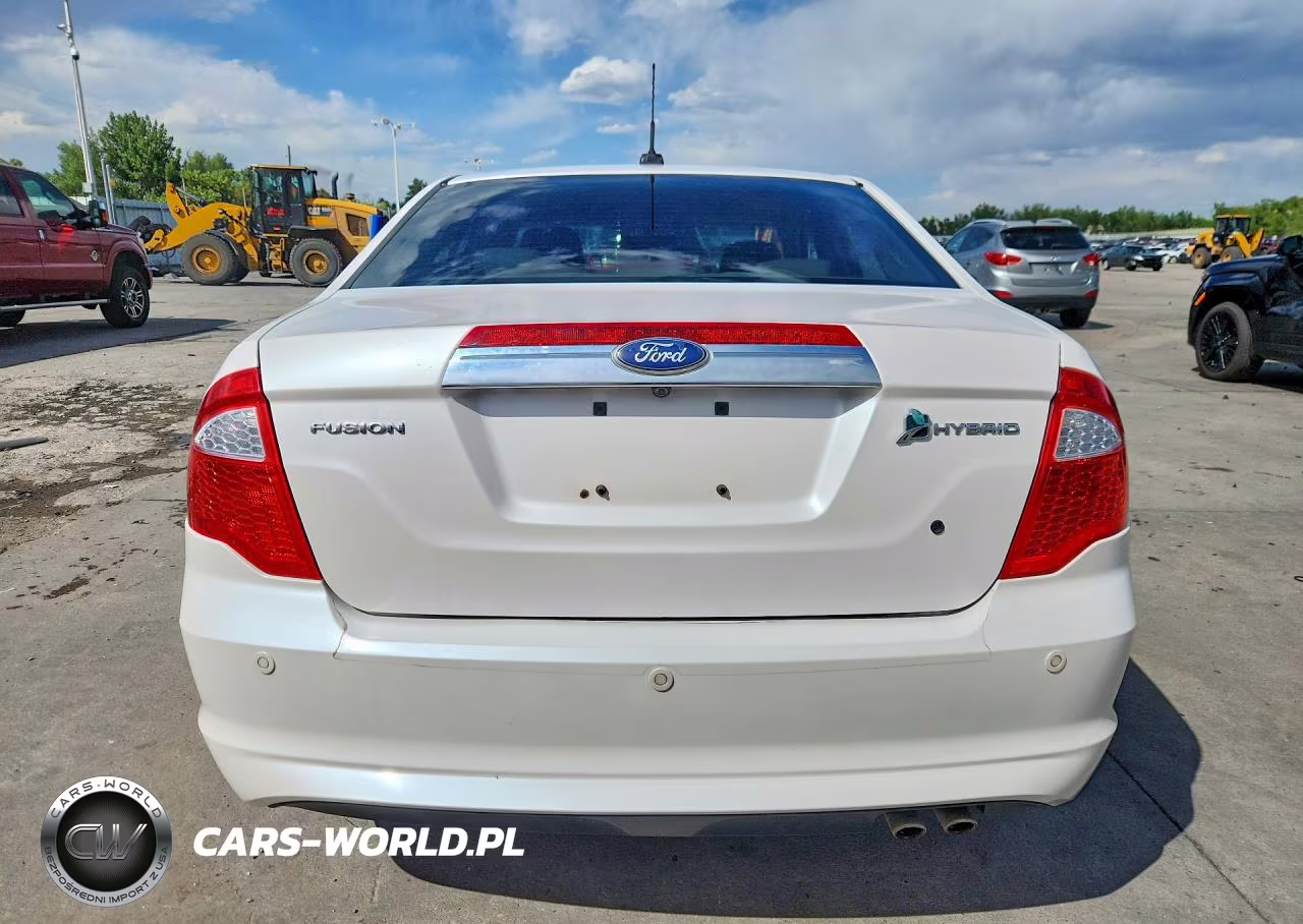 2010 Ford Fusion Hybrid VIN:3FADP0L39AR335610 - 6