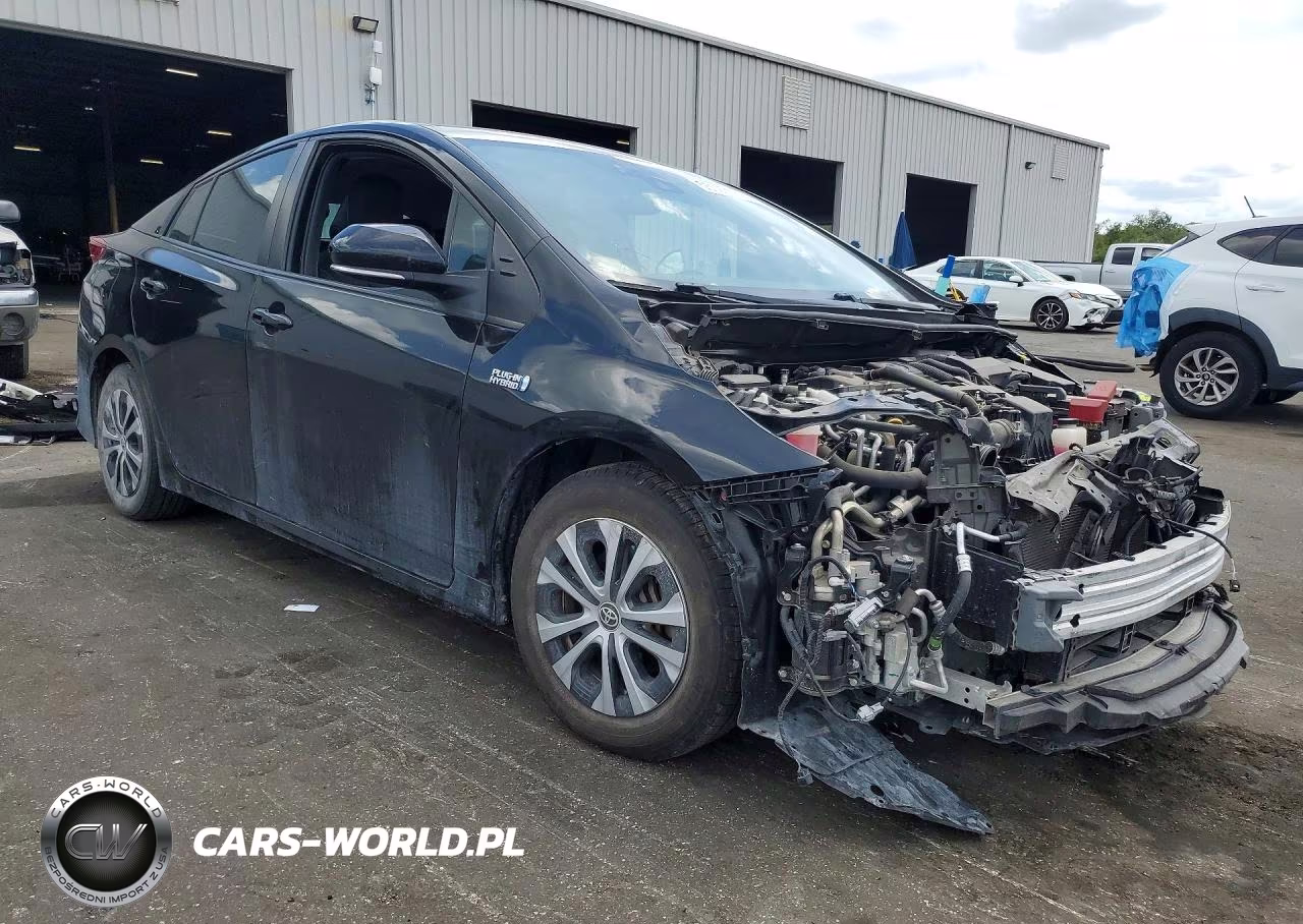 2021 Toyota Prius Prime Limited VIN:JTDKAMFP8M3174808 - 4