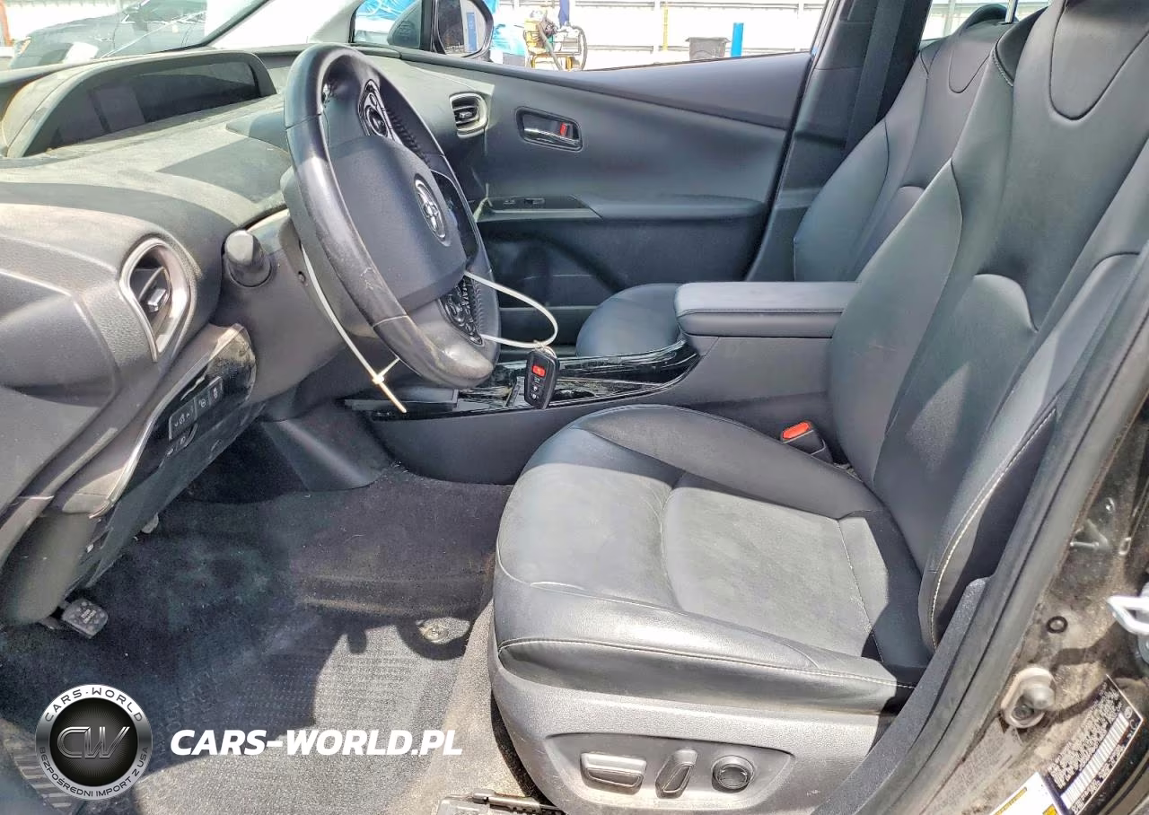 2021 Toyota Prius Prime Limited VIN:JTDKAMFP8M3174808 - 7