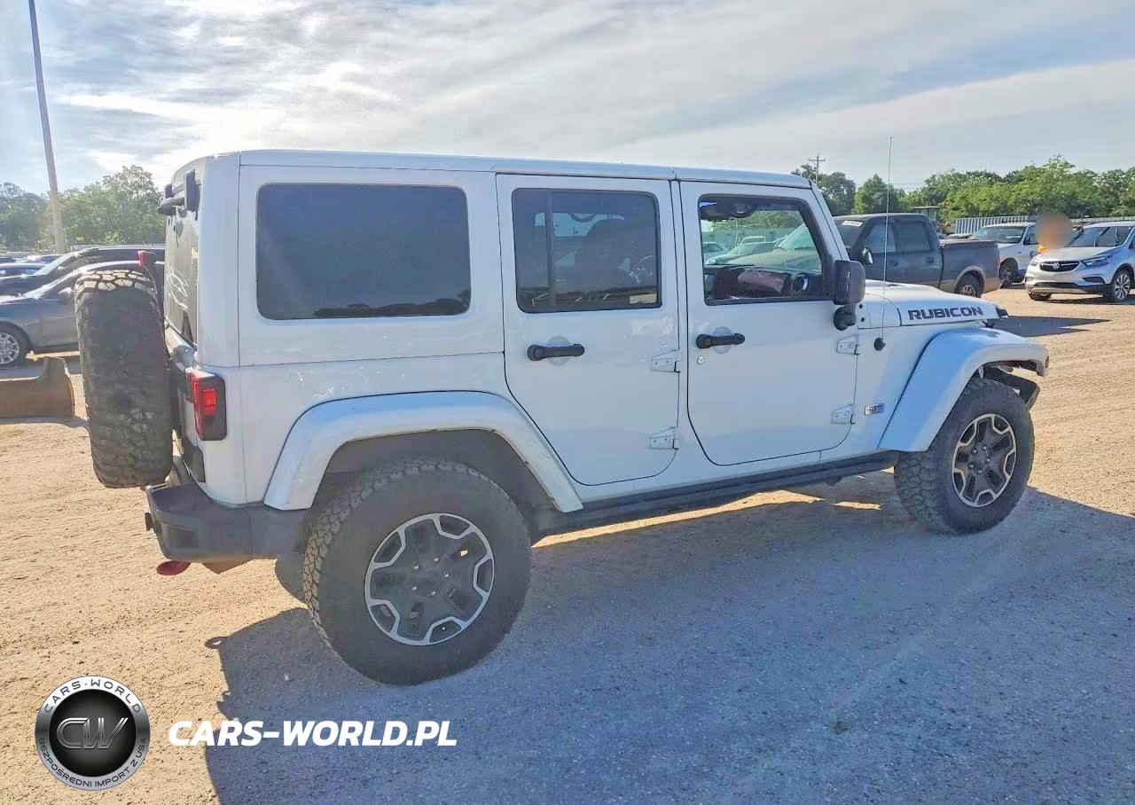 2013 Jeep Wrangler Unlimited Rubicon VIN:1C4HJWFG1DL656493 - 3