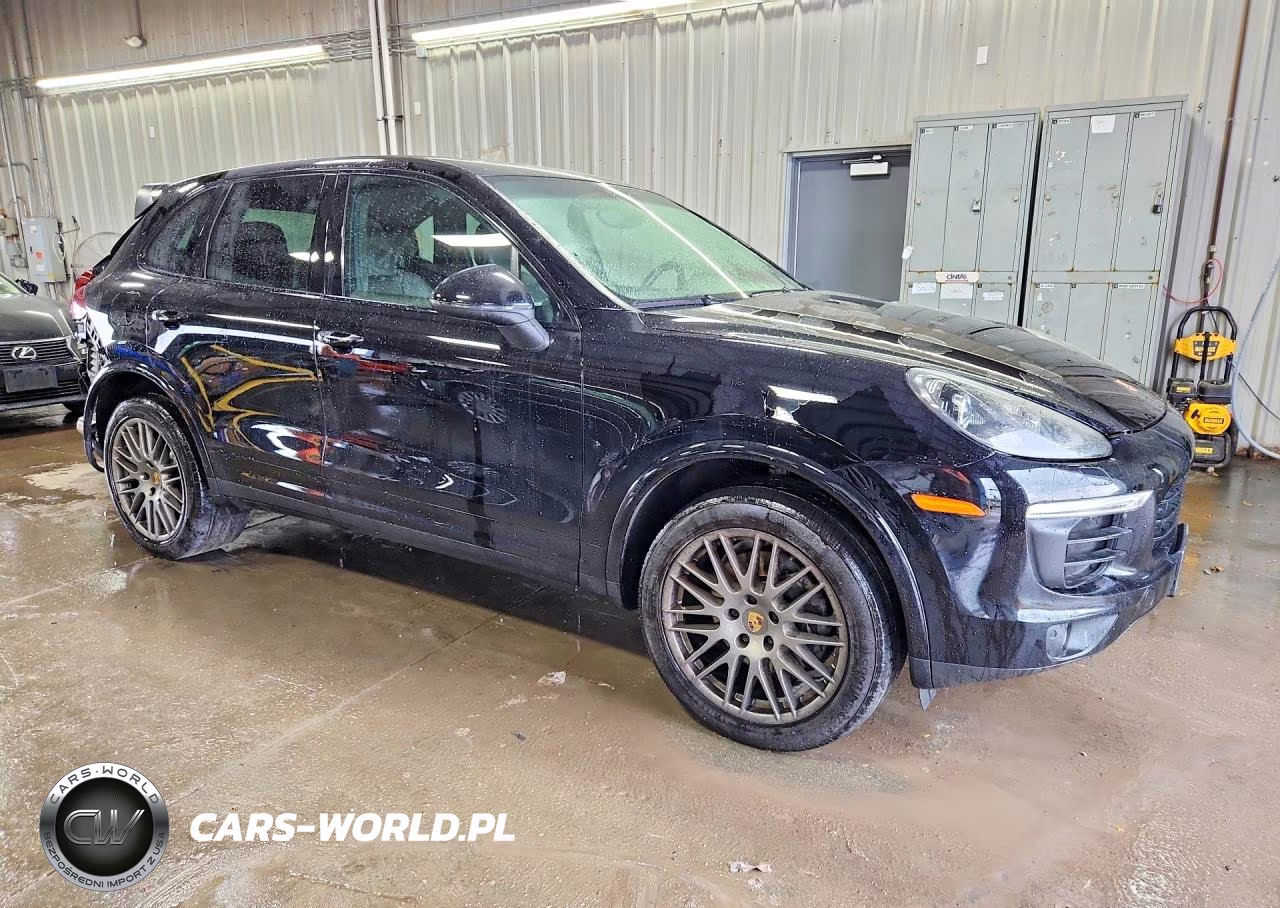 2017 Porsche Cayenne VIN:WP1AA2A22HKA86648 - 4