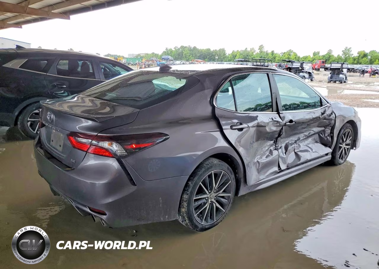 2022 Toyota Camry Se VIN:4T1G11AK2NU706223 - 3