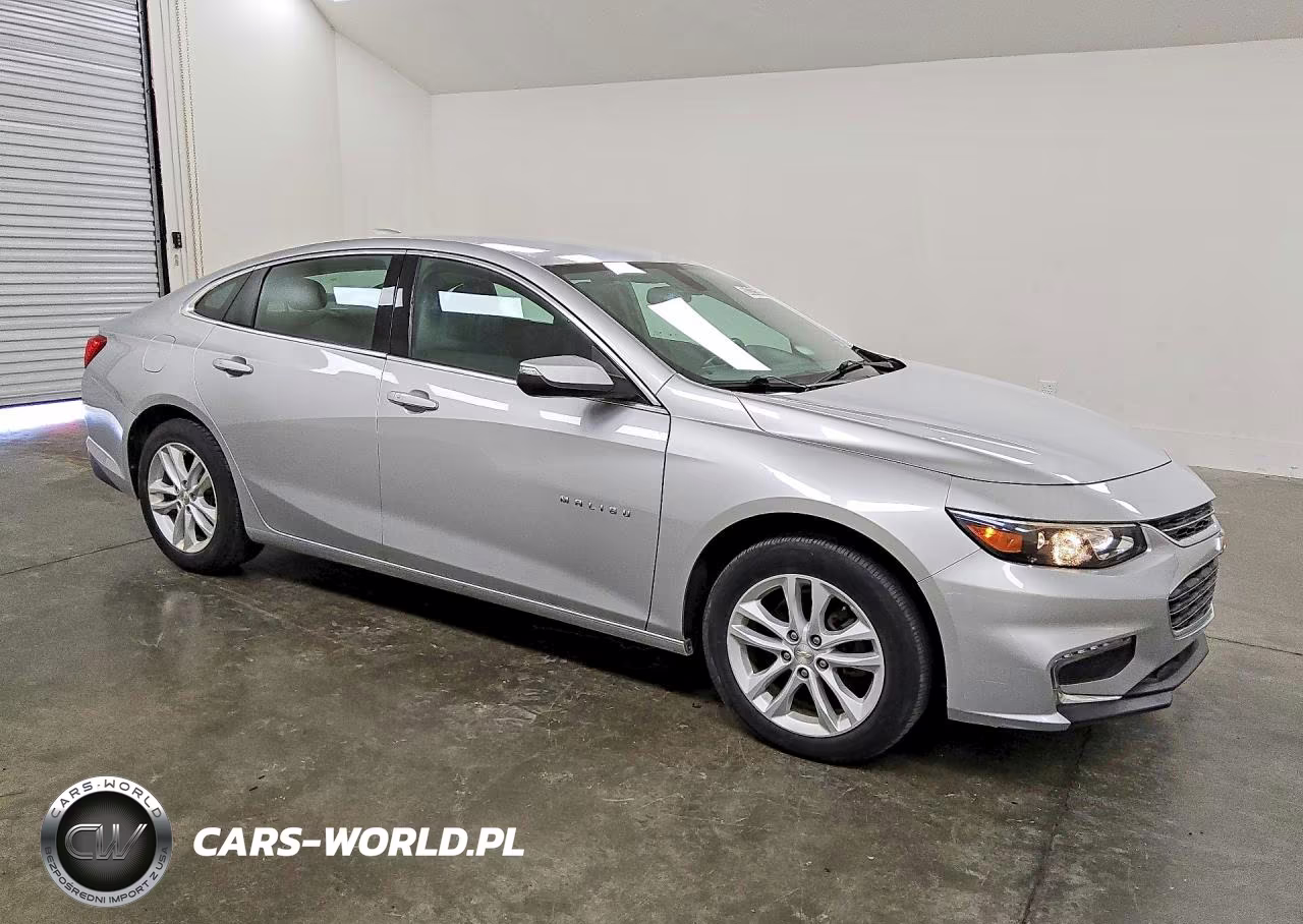 2017 Chevrolet Malibu Lt VIN:1G1ZE5STXHF205971 - 4