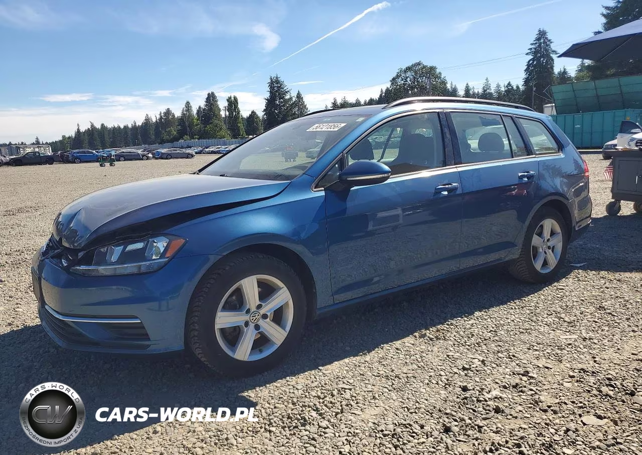 2018 Volkswagen Golf Sportwagen S