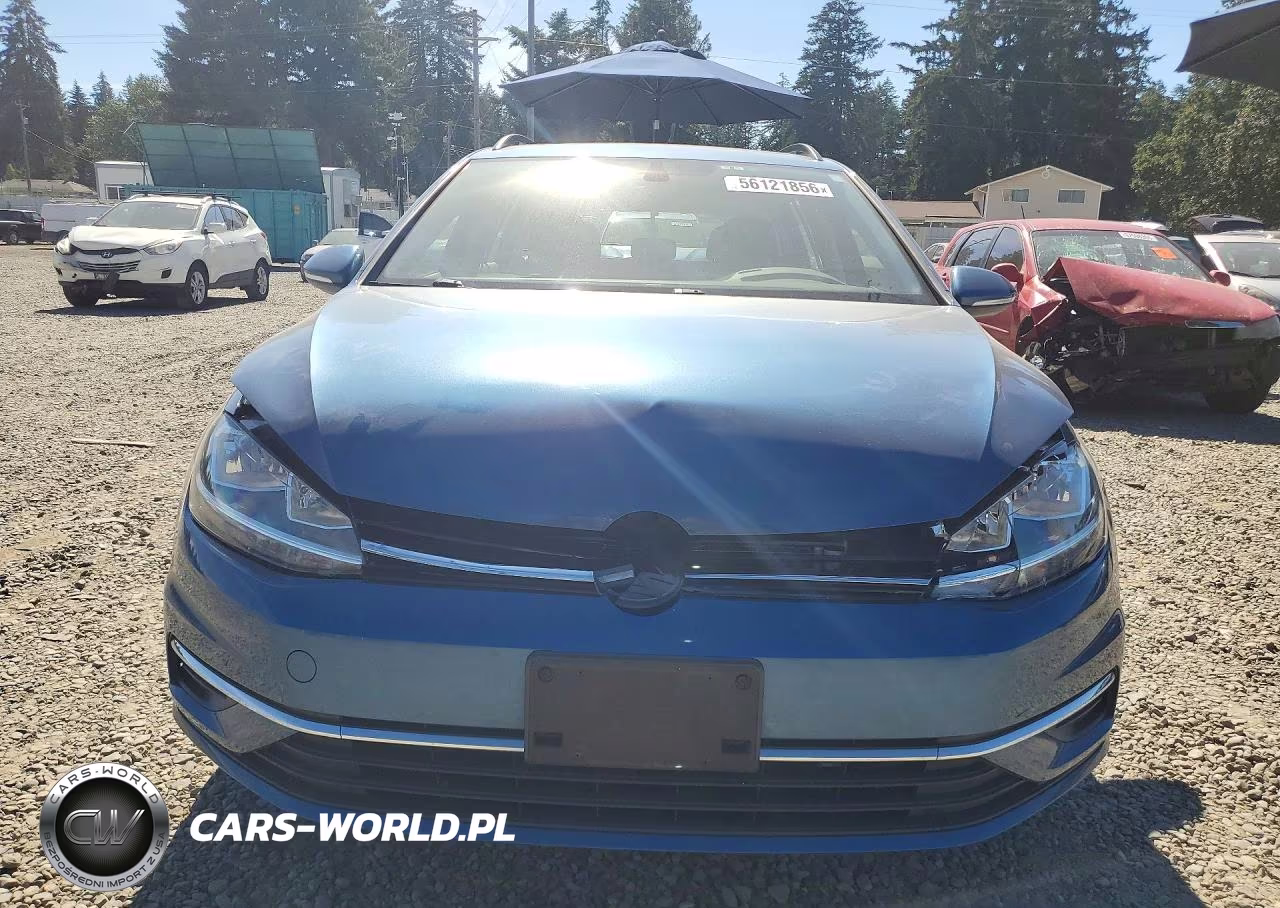 2018 Volkswagen Golf Sportwagen S VIN:3VWD17AU1JM761950 - 5