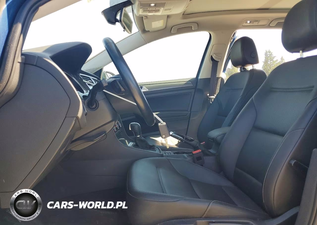 2018 Volkswagen Golf Sportwagen S VIN:3VWD17AU1JM761950 - 7